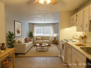 10 Tall Pines Dr APT 3, Lewiston, ME 04240