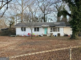 250 Robin Hood Ln, Hampton, GA 30228