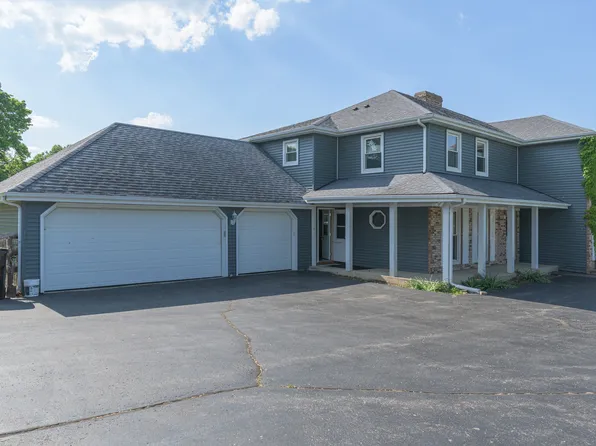28200 W Main St, Wauconda, IL 60084