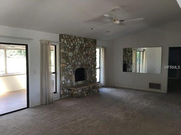 2nd image of 1067 Club House Blvd