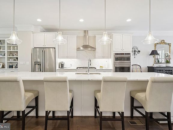 4th image of 7784 Belvale Dr