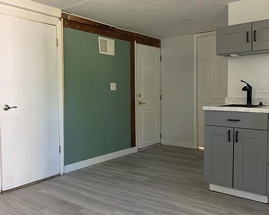 5th image of 2606 S 800 E