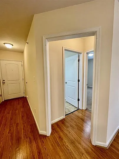 121 Colonnade Street — Photo 7