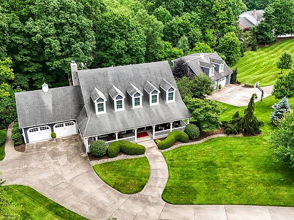 2nd image of 3275 Cherryridge Dr