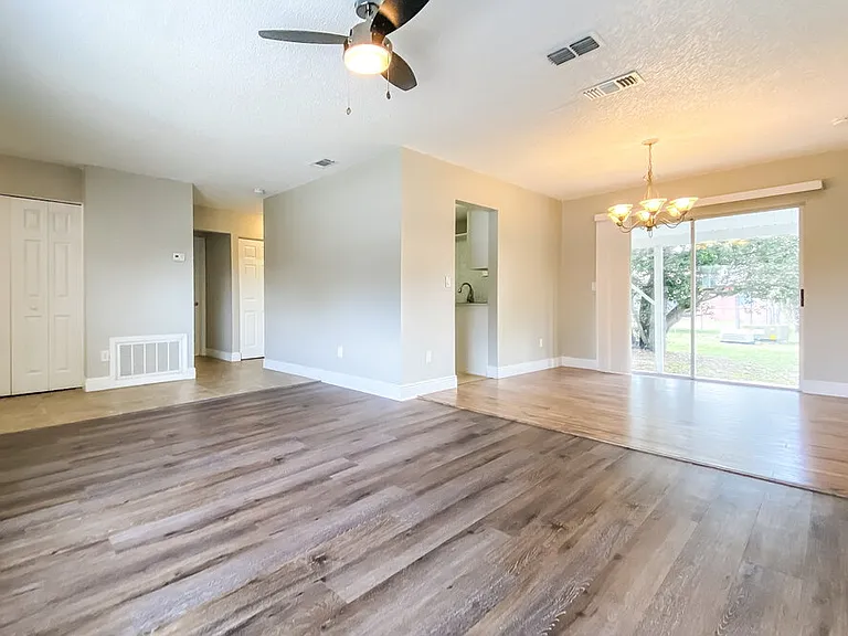 4459 Springwood Rd — Photo 6
