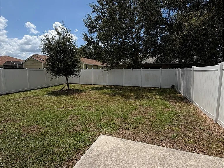 1622 SW 33rd St — Photo 16