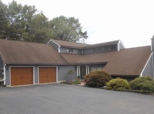 10 North Rdg, Bloomsbury, NJ 08804
