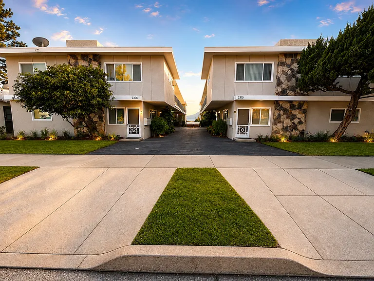 2306-2310 Mira Vista Ave — Photo 4