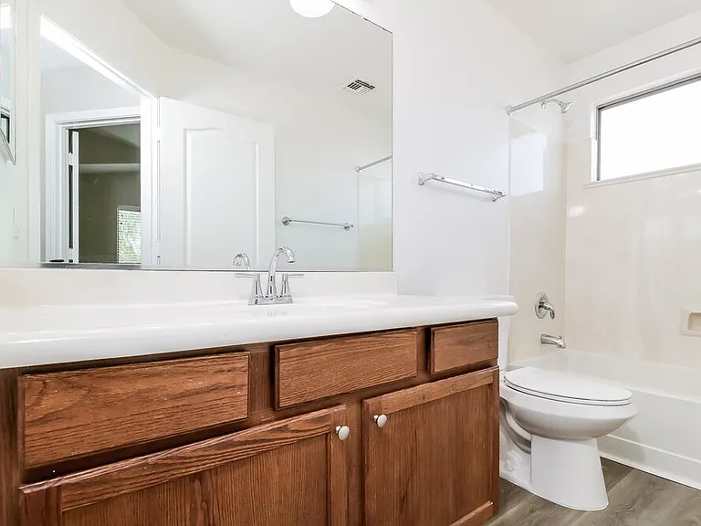 15853 W Diamond St — Photo 16