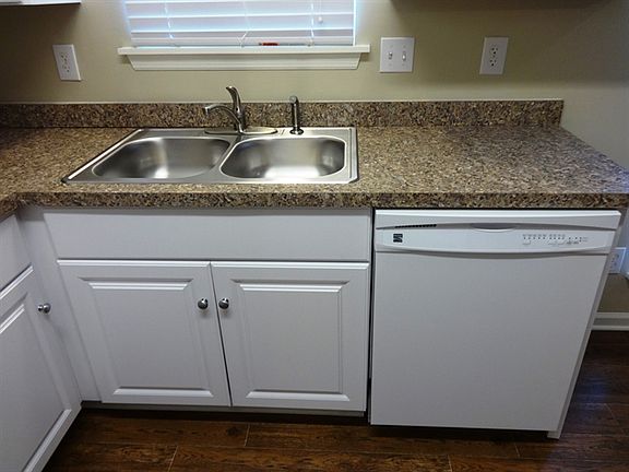 5th image of 4101 Eastbury Ct