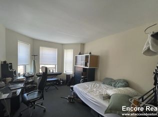 827 Beacon St #4B, Boston, MA 02215