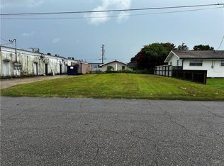624 Oak St, Marrero, LA 70072