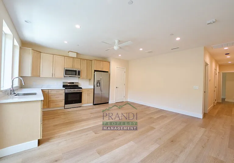 10 E Crescent Dr #A — Photo 6