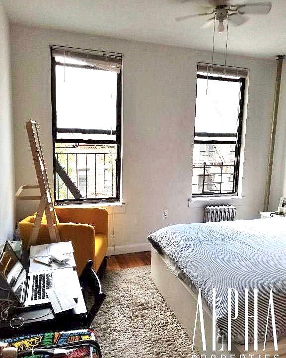 1st image of 326 E 94th St #3E
