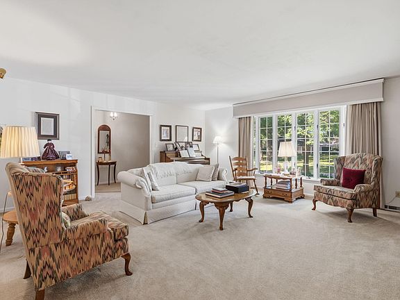 5th image of 2516 S Sheridan Boulevard