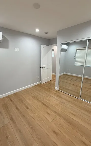 2638 N Frederic St #101 — Photo 24