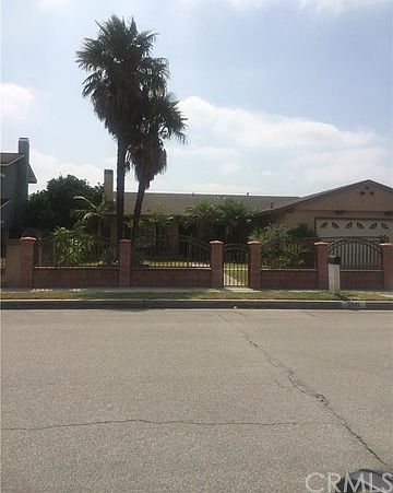 2nd image of 3512 Loma Ln
