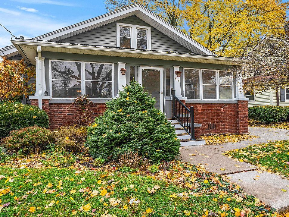 1st image of 216 Dawson Ave