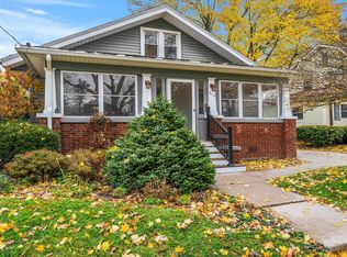 216 Dawson Ave, Rockford, IL 61107