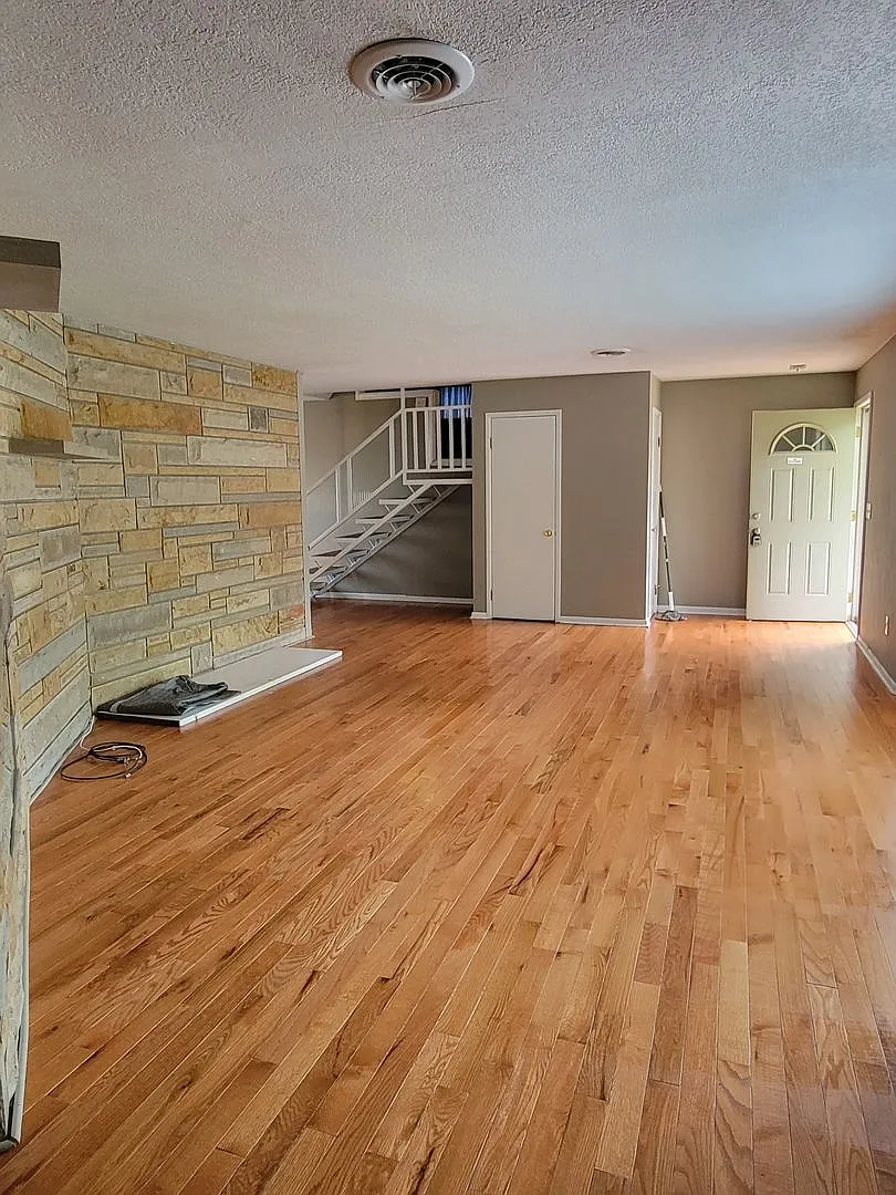 3-Bedroom House w/ Garage and Carport — Photo 3