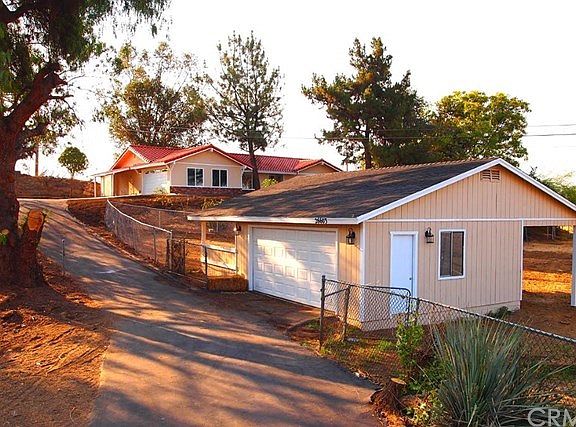 3rd image of 26603 Scott Ln