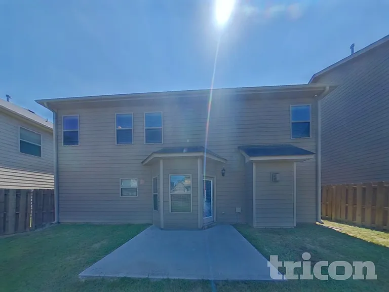 7646 Crawford Ct — Photo 18