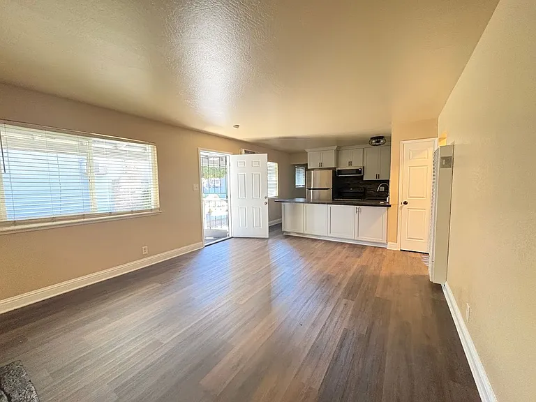 1707 W Swain Rd #3 — Photo 11
