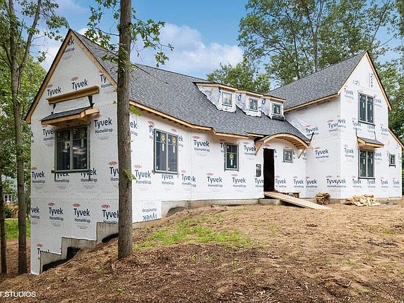 3rd image of 52306 E Arnold Dr