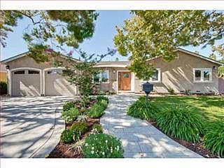 2nd image of 2055 Cabrillo Ave