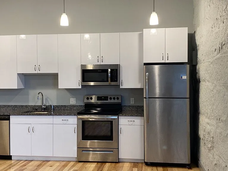 The Lofts at Wamsutta Place — Photo 31