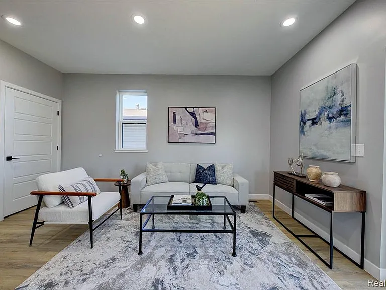 2808 Goodrich St — Photo 9