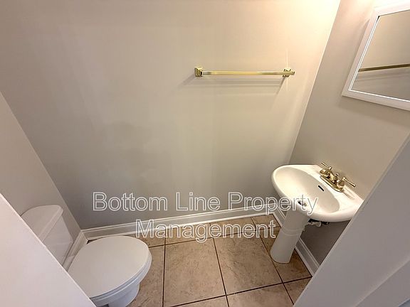 5th image of 1559 Pecan Ave