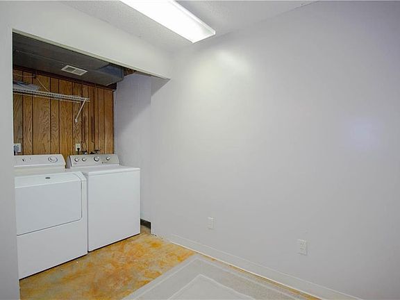 3rd image of 8247 NW Waukomis Dr
