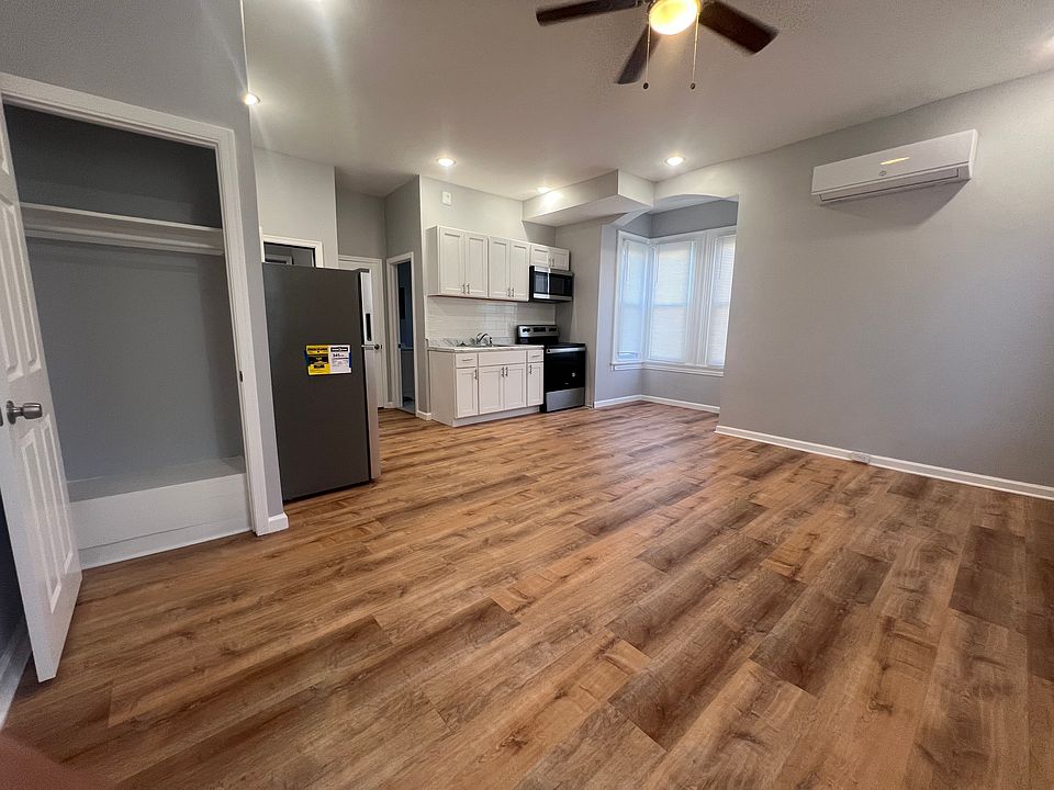 1st image of 1144 W Huntingdon St APT C