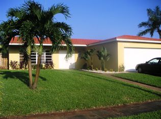 1921 N 53rd Ave, Hollywood, FL 33021