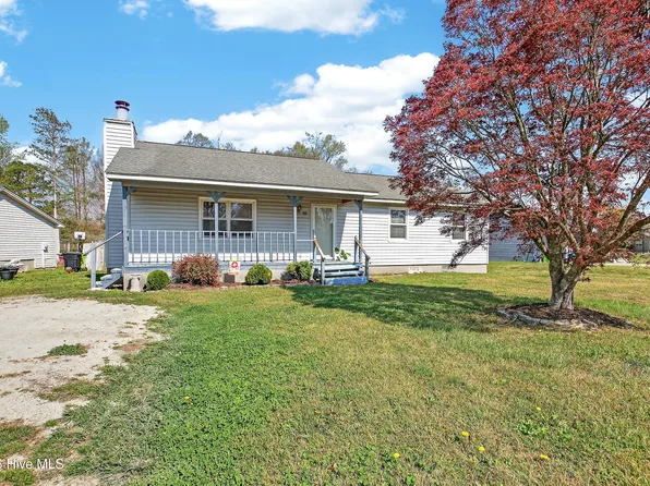 111 Little Lake Circle, New Bern, NC 28560