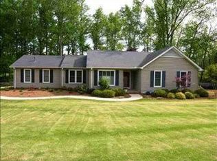404 Carol Dr, Piedmont, SC 29673