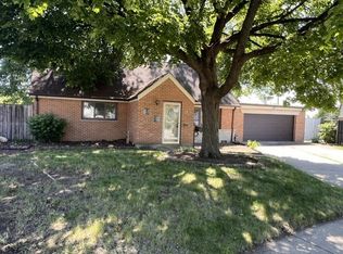 6925 Elder Ct, Bridgeview, IL 60455