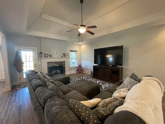 5416 Copse Dr — Photo 8