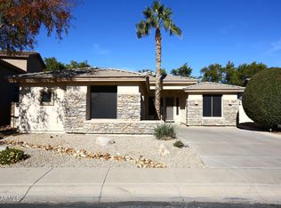 834 E Aquarius Pl, Chandler, AZ 85249
