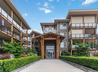 45746 Keith Wilson Rd #105, Chilliwack, BC V2R 3M7