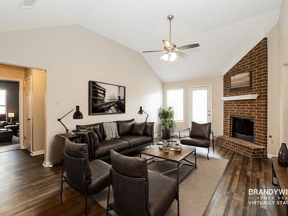 3rd image of 8077 Sandywood Ln