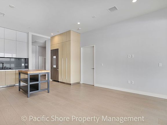 4th image of 388 Cordova St Unit 302