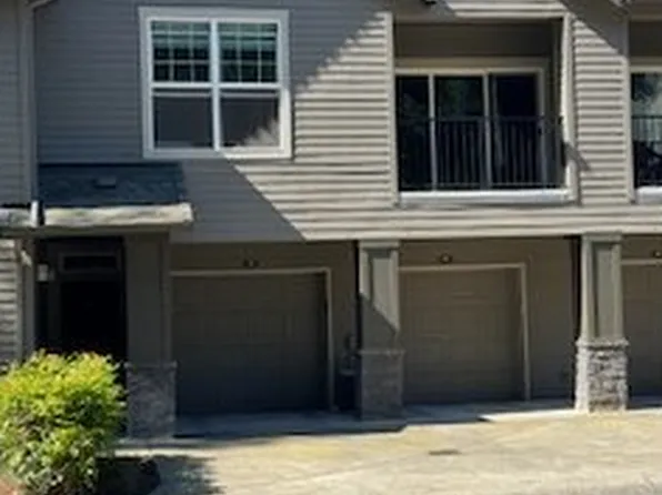 955 Springtree Ln, West Linn, OR 97068