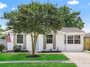609 Saxony Ln, Kenner, LA 70065