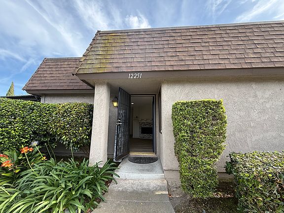 2nd image of 12251 Malibu Dr