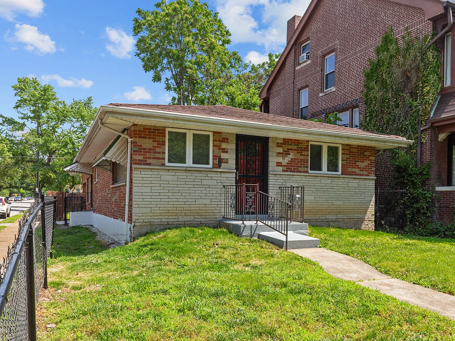 4 bed, 1416 sqft, $3,300 — Photo 1