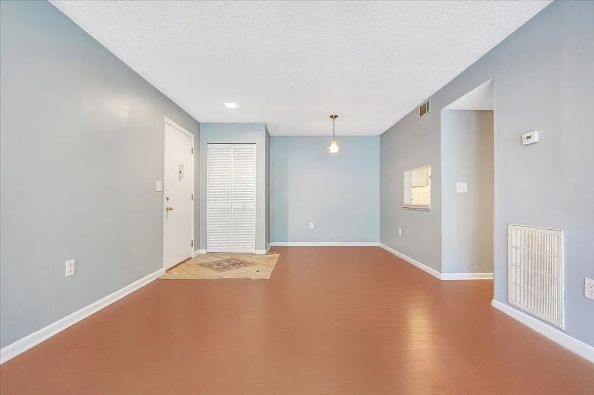Building Photo - 3254 S Semoran Blvd #22