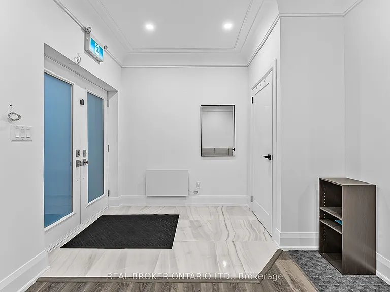 330 Maple Ave #BASEMENT — Photo 5