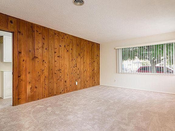 3rd image of 1610 Glorietta Blvd APT 4